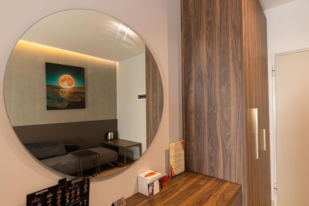 Novus Rooms Vlorë Exterior foto